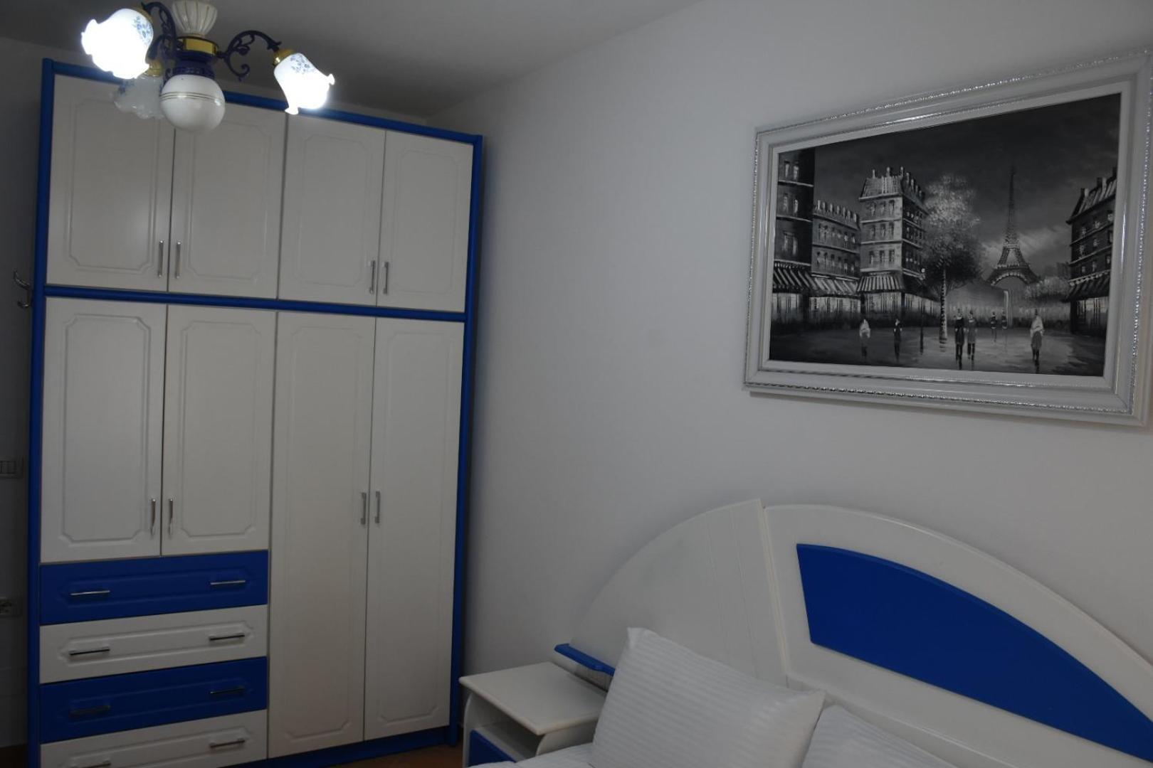 Leo Apartment Përmet Екстериор снимка